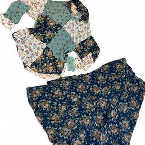 Beautiful 2 piece skirt/blouse set by Liz sport vintage w/ patchwork & florals